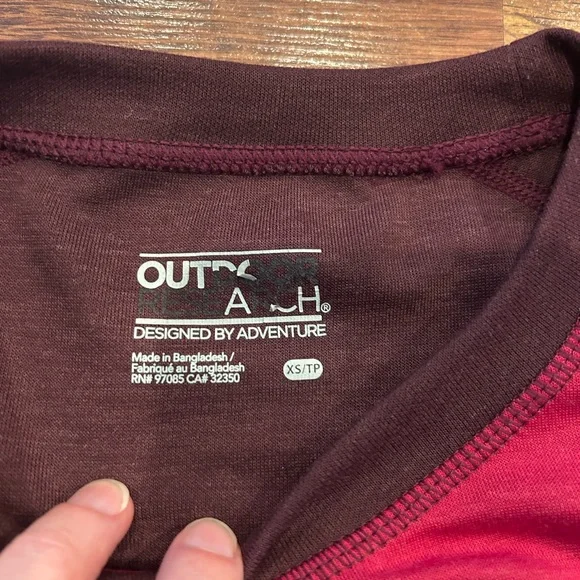 Outdoor Research Cedarosa Crewneck Wool Blend Pullover Burgundy Pink Women’s XS - Picture 6 of 8